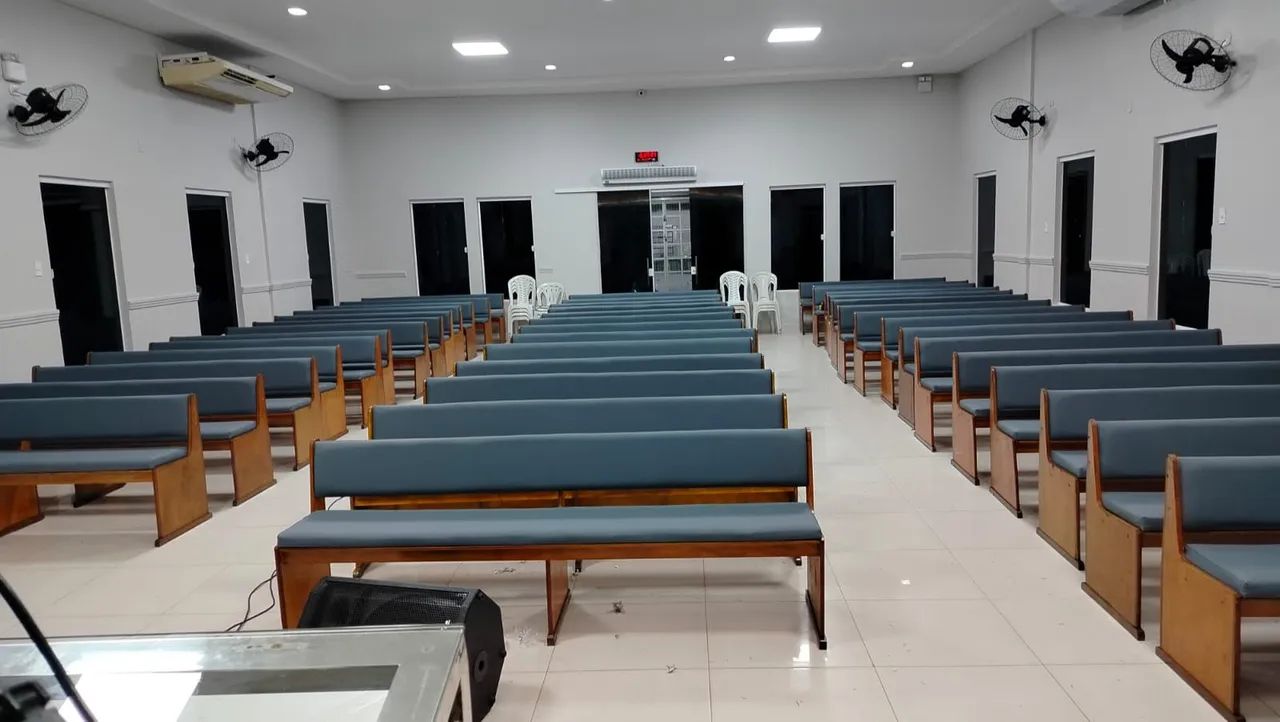 Capotaria dos bancos da sua igreja  - Foto 2