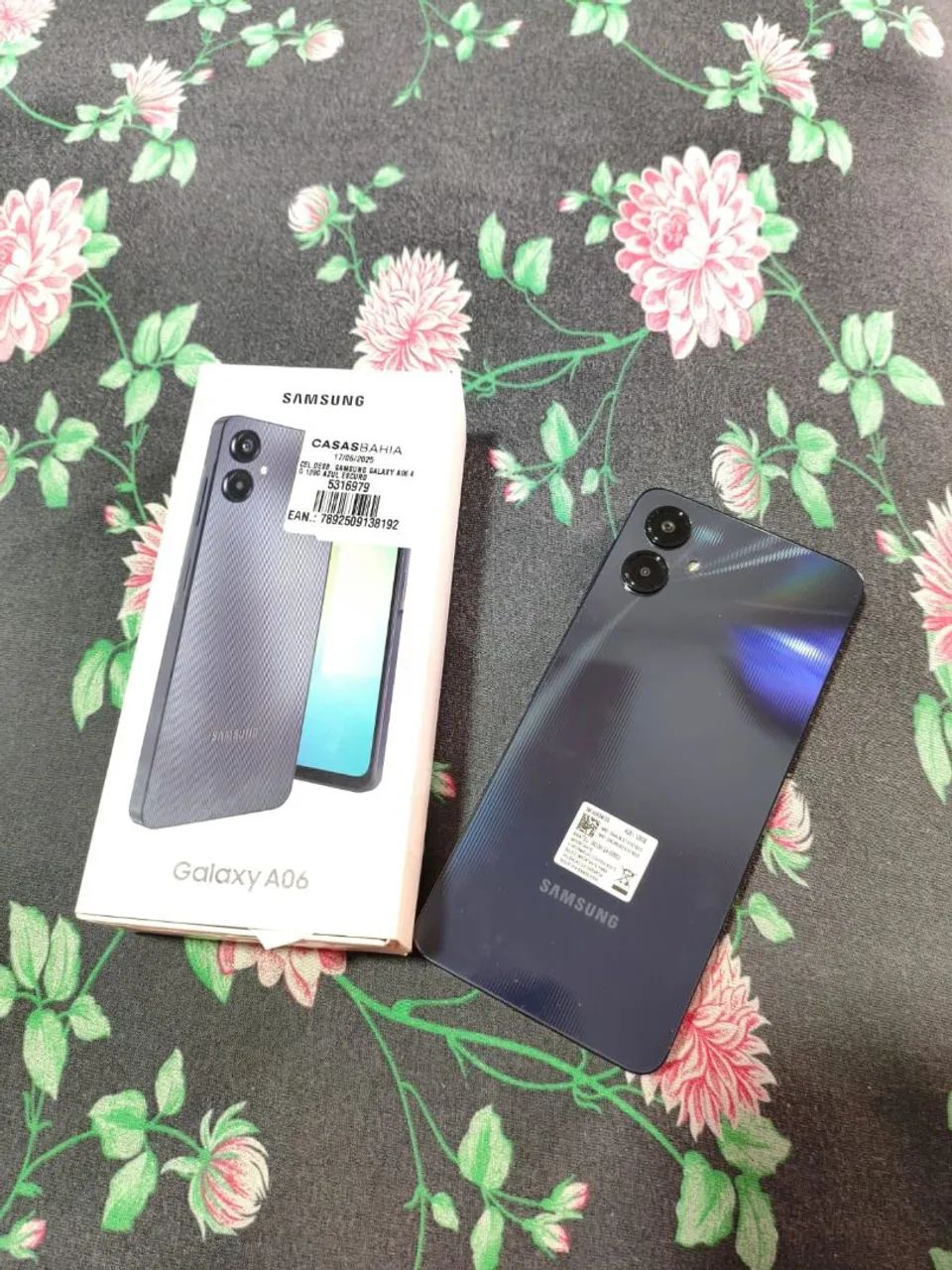 Vendo celular Samsung A06 - Foto 3