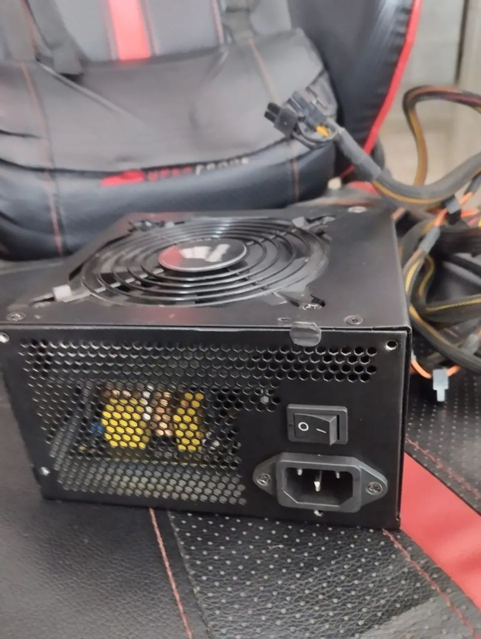 Fonte Corsair CX600 600W 80 Plus Bronze - Testada e Funcional - Foto 2