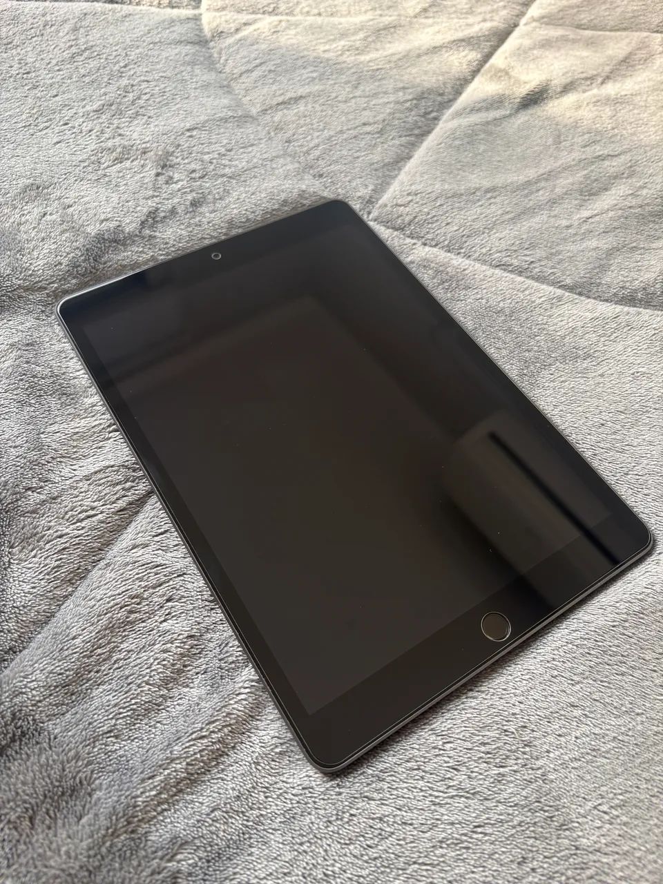 iPad 9ª geração 64GB Wi-Fi cinza espacial - Tablets e E-Readers
