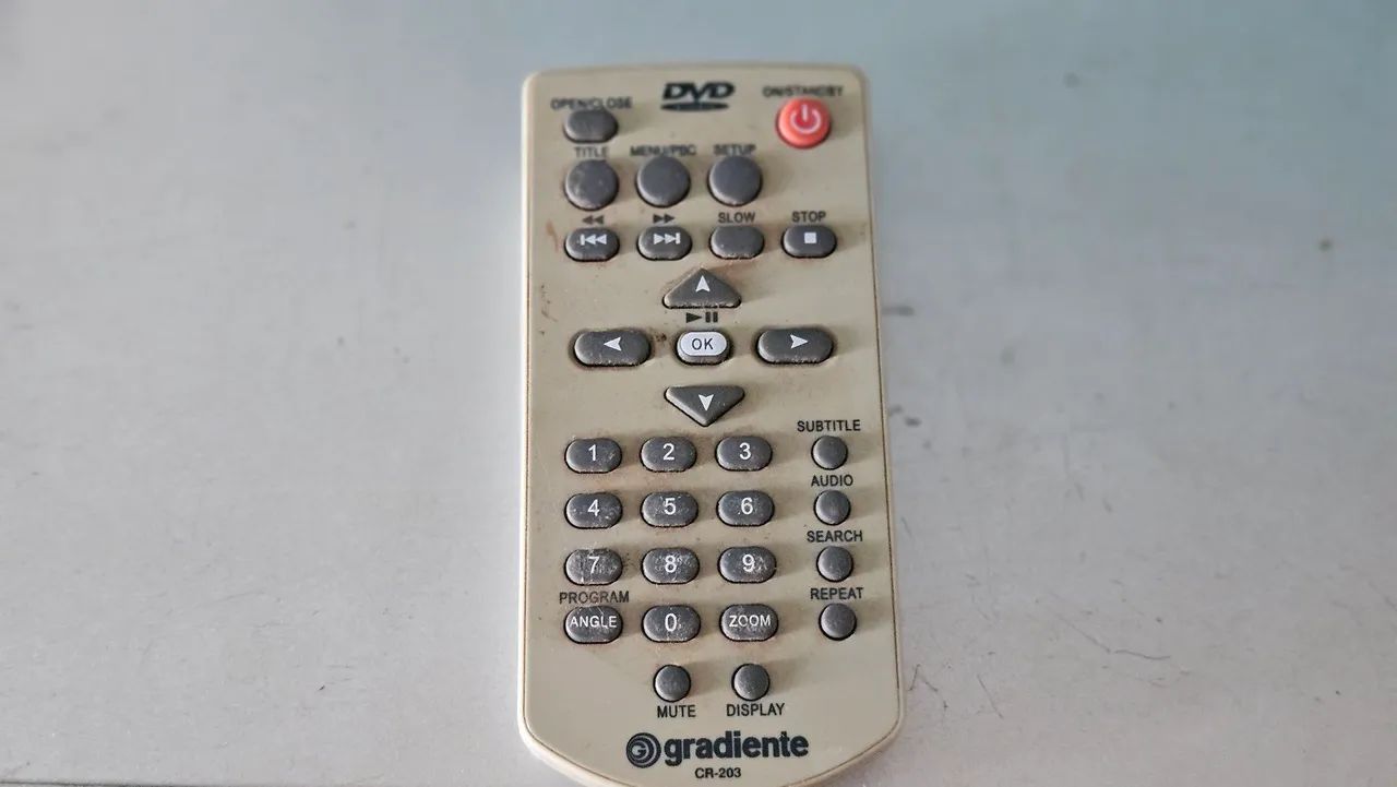 TV/Monitor Philco 20 polegadas e DVD Gradiente usado ambos com controle remoto originais. - Foto 4