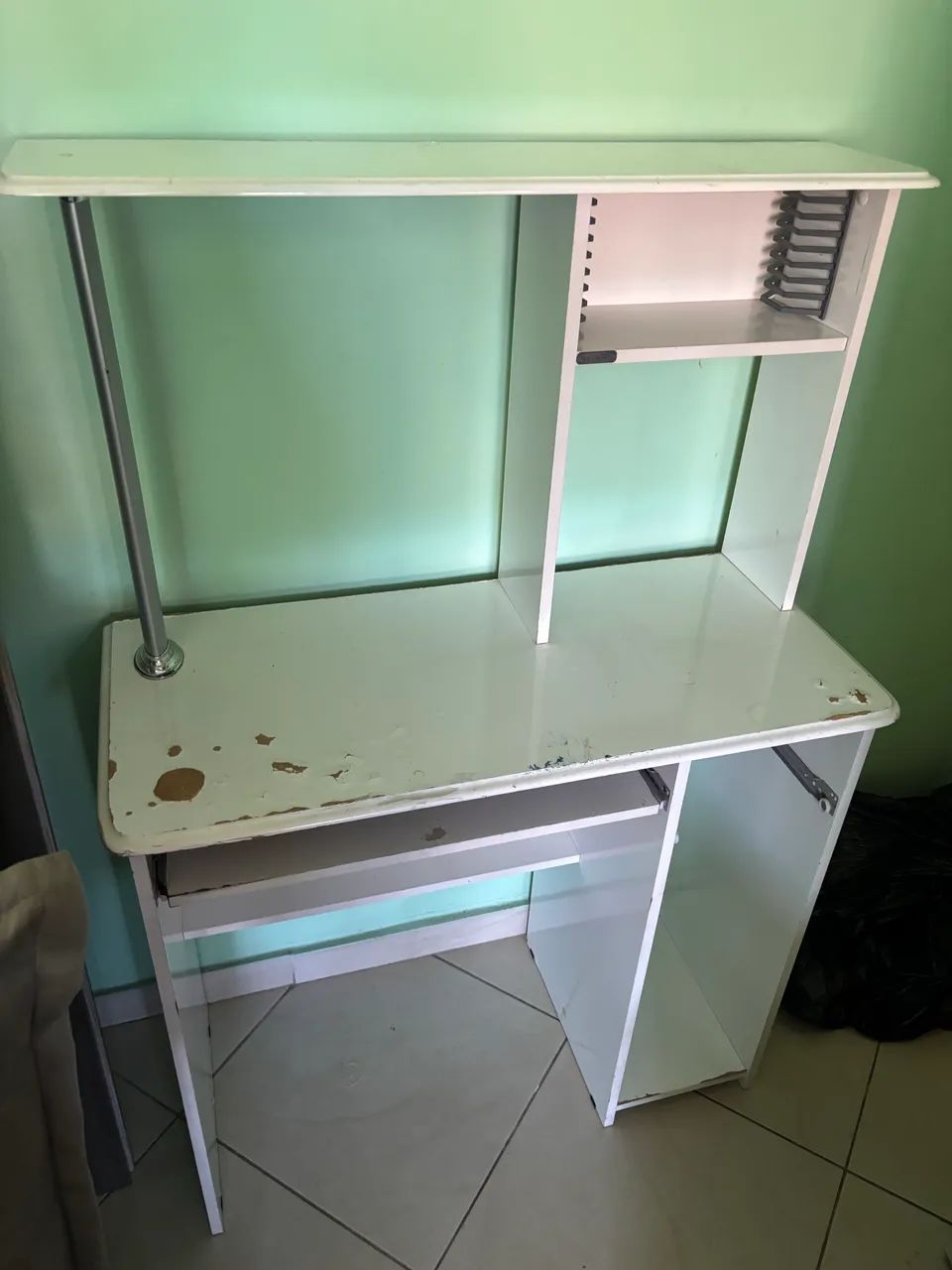 Mesinha de escritório e Buffet 