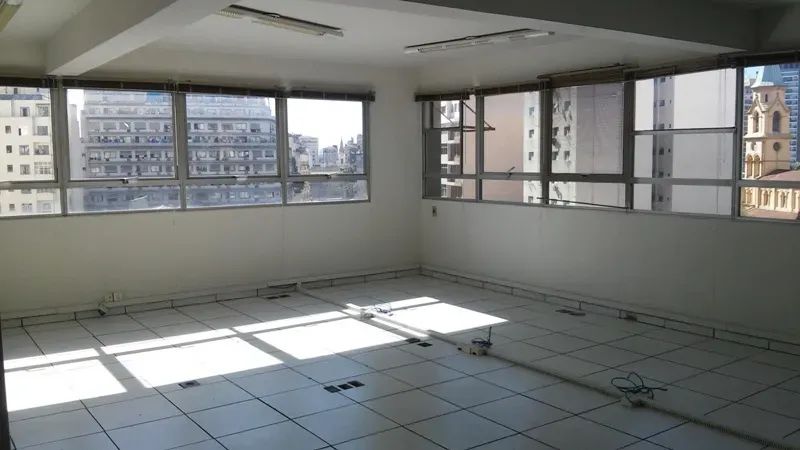 Conjunto Comercial próximo ao Metrô Santa Cecília. Ótimo preço!!!