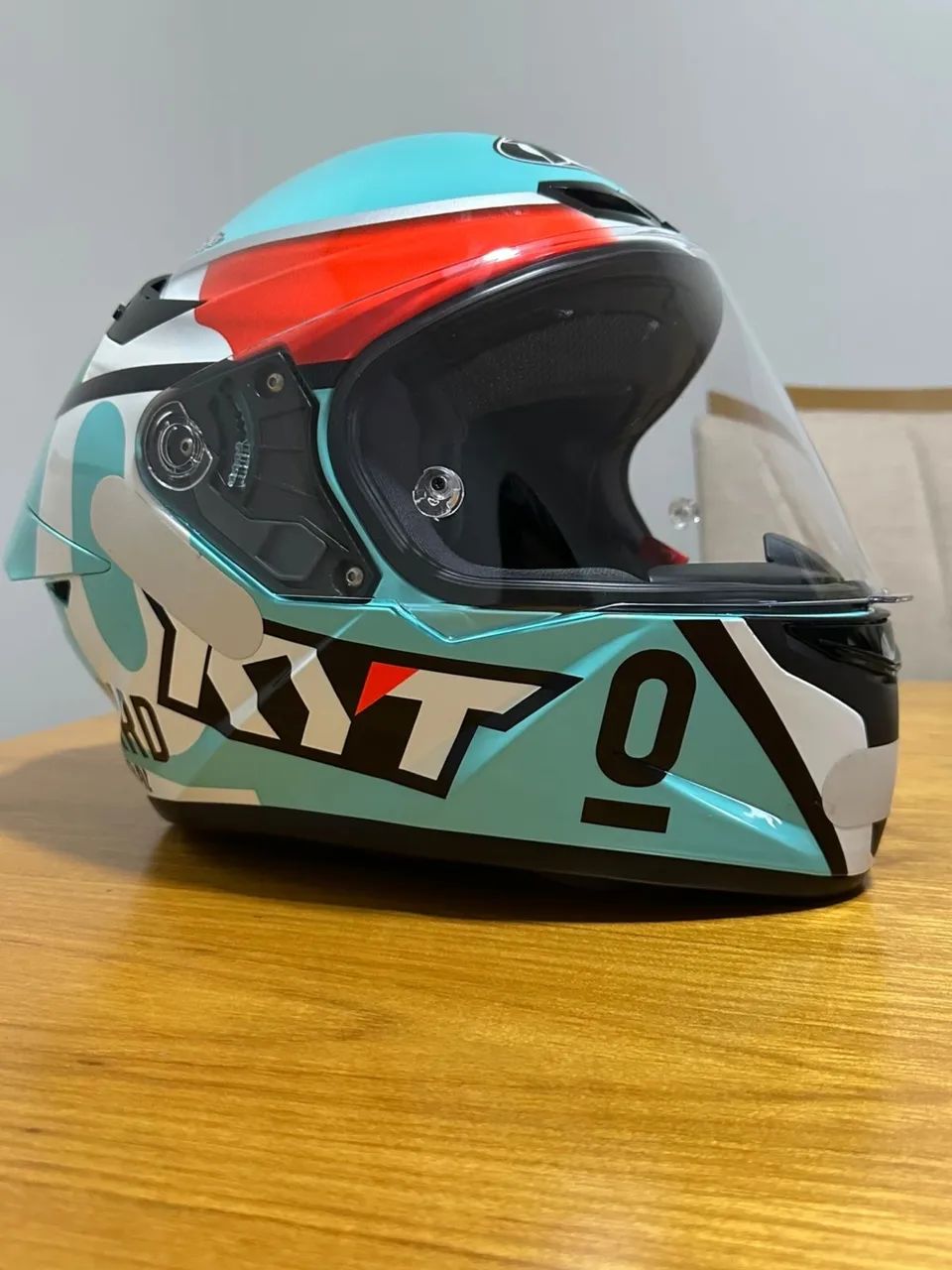 Capacete KYT TT Course Dennis Foggia Leopard Azul  - Foto 5