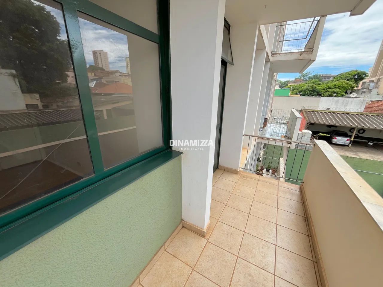 Apartamento 03 quartos com ótima localização - Foto 3