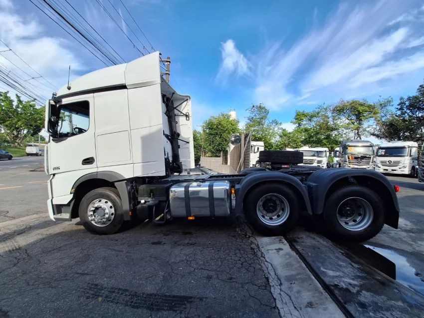 Mercedes Benz Actros 2651 6x4 2022/2022 Selectrucks - Foto 5