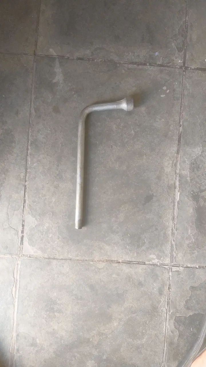 Chave de roda 17mm  universal para veículos  - Foto 3