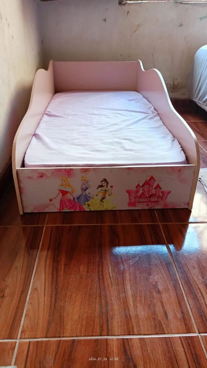 Cama com colchão infantil  - Foto 2