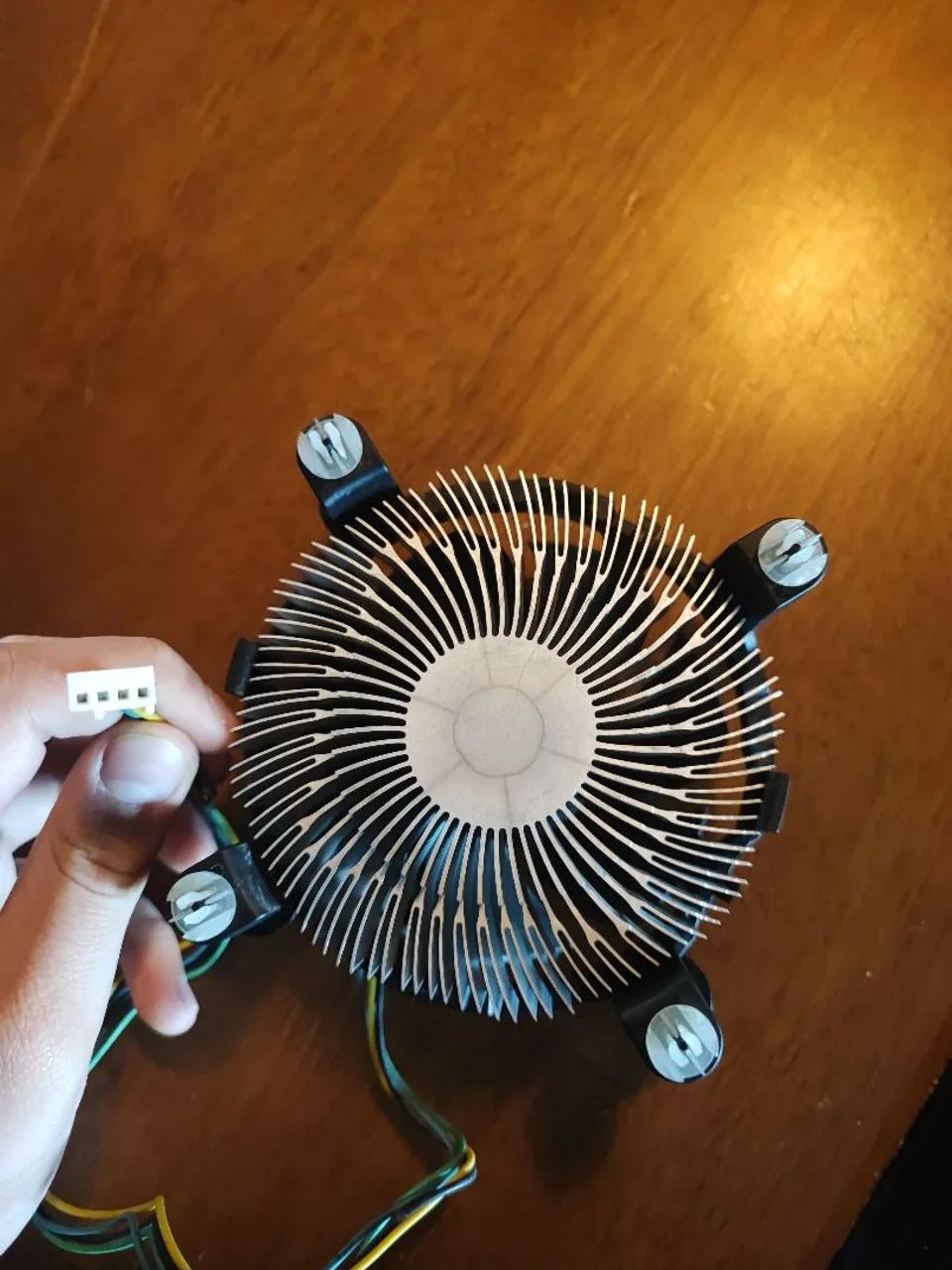 Processador Intel core i3 com cooler box preço pode ser negociado  - Foto 4