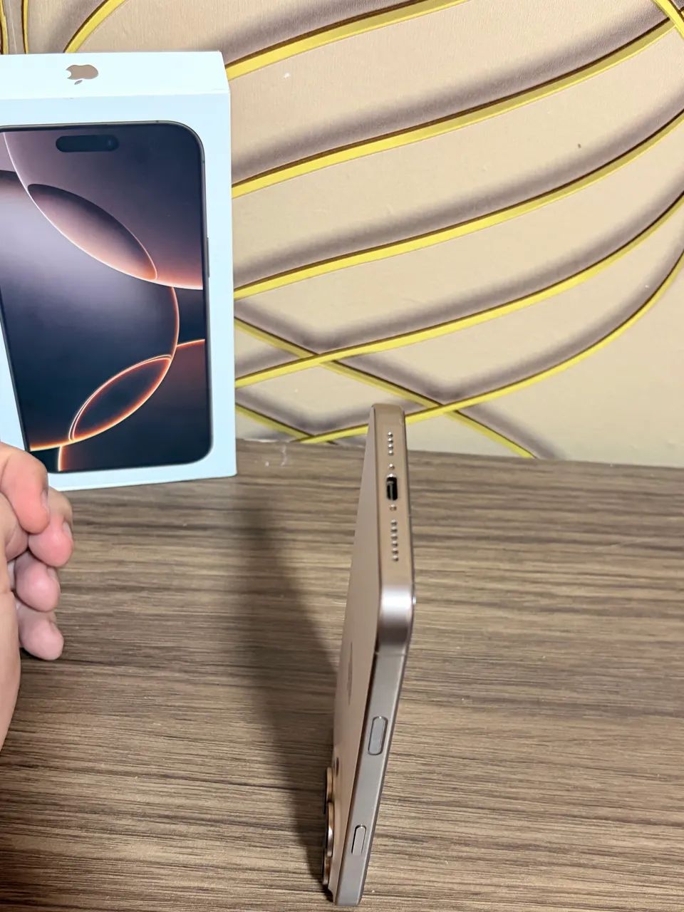 iPhone 16 pro Max 512gb em perfeito estado  - Foto 2