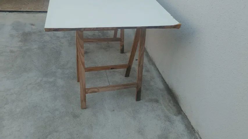 MESA COM CAVALETE - Foto 2