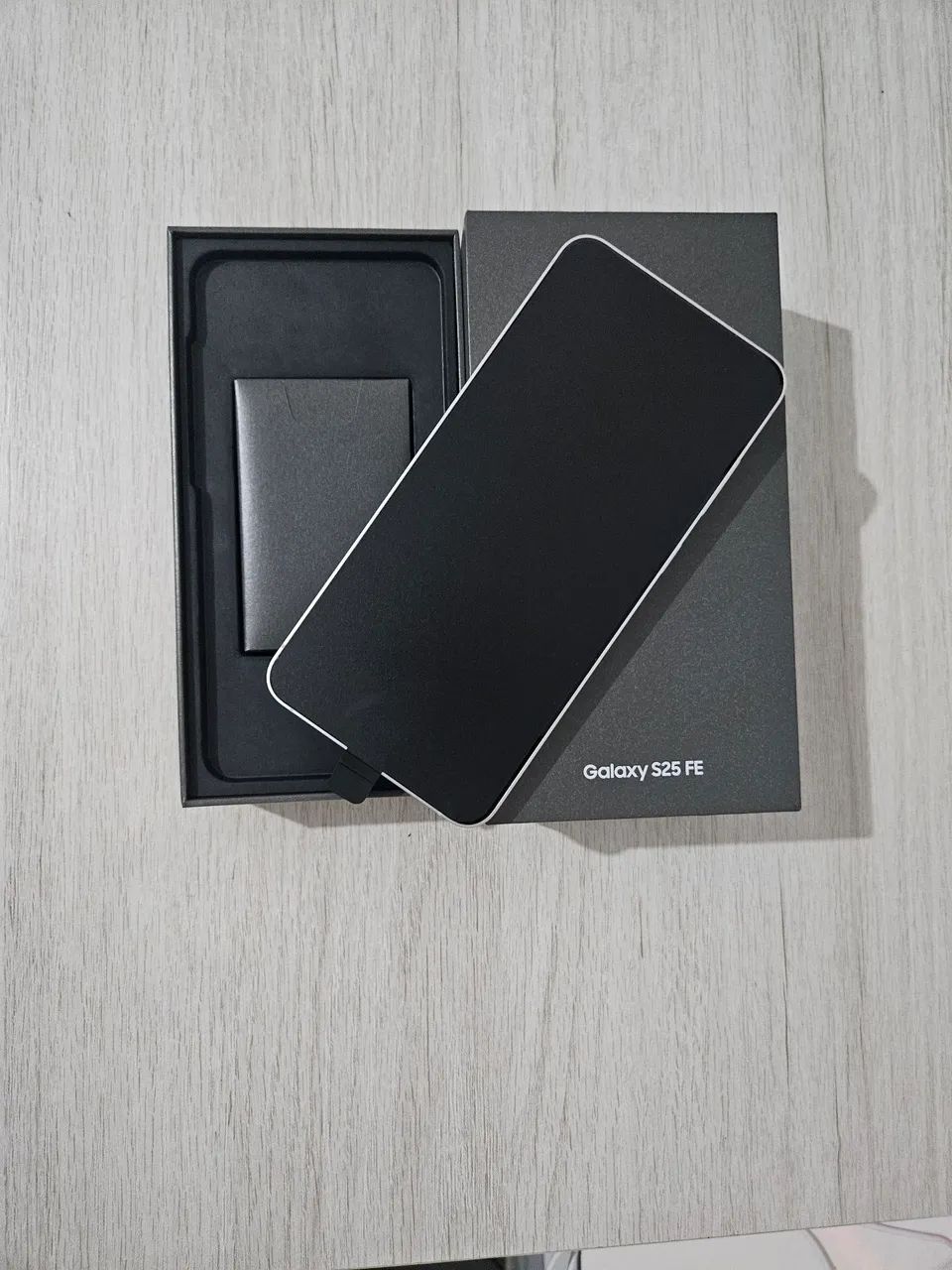 Samsung S25 FE - Foto 2