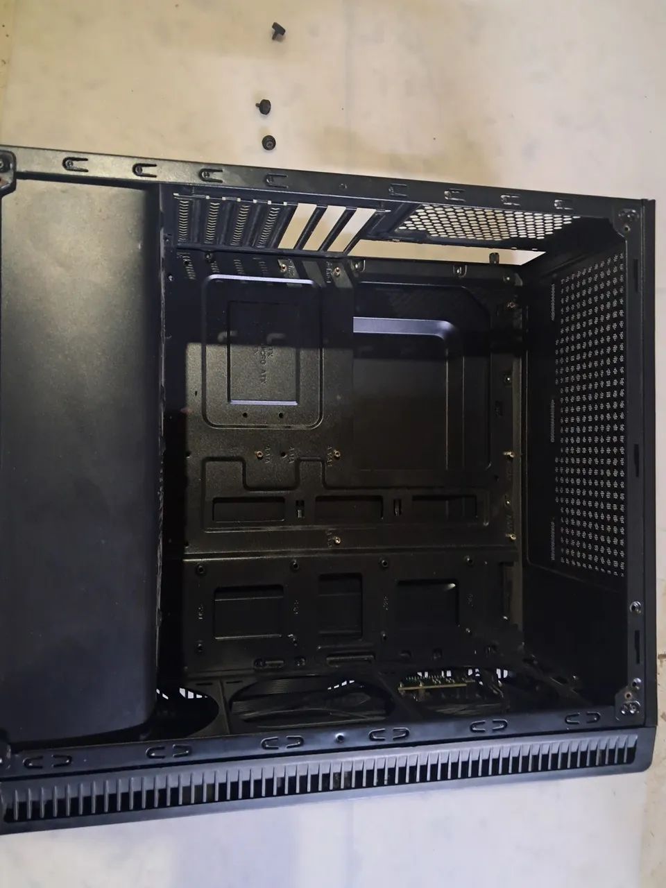 Gabinete game - Foto 2