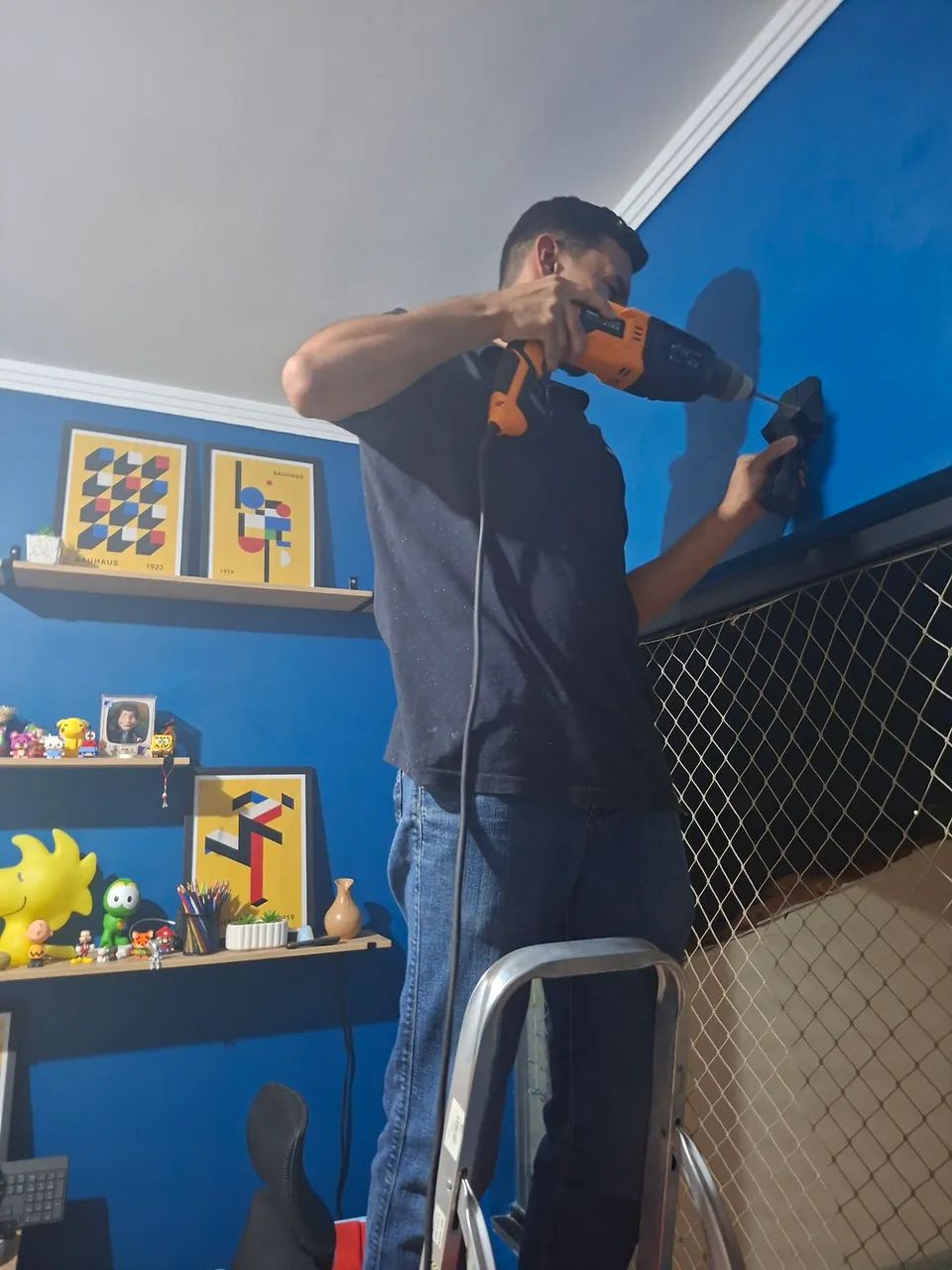 Instalação de cortinas, persianas e papel de parede