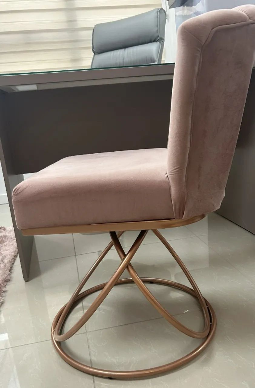 Cadeira Decorativa Rosa - Foto 2