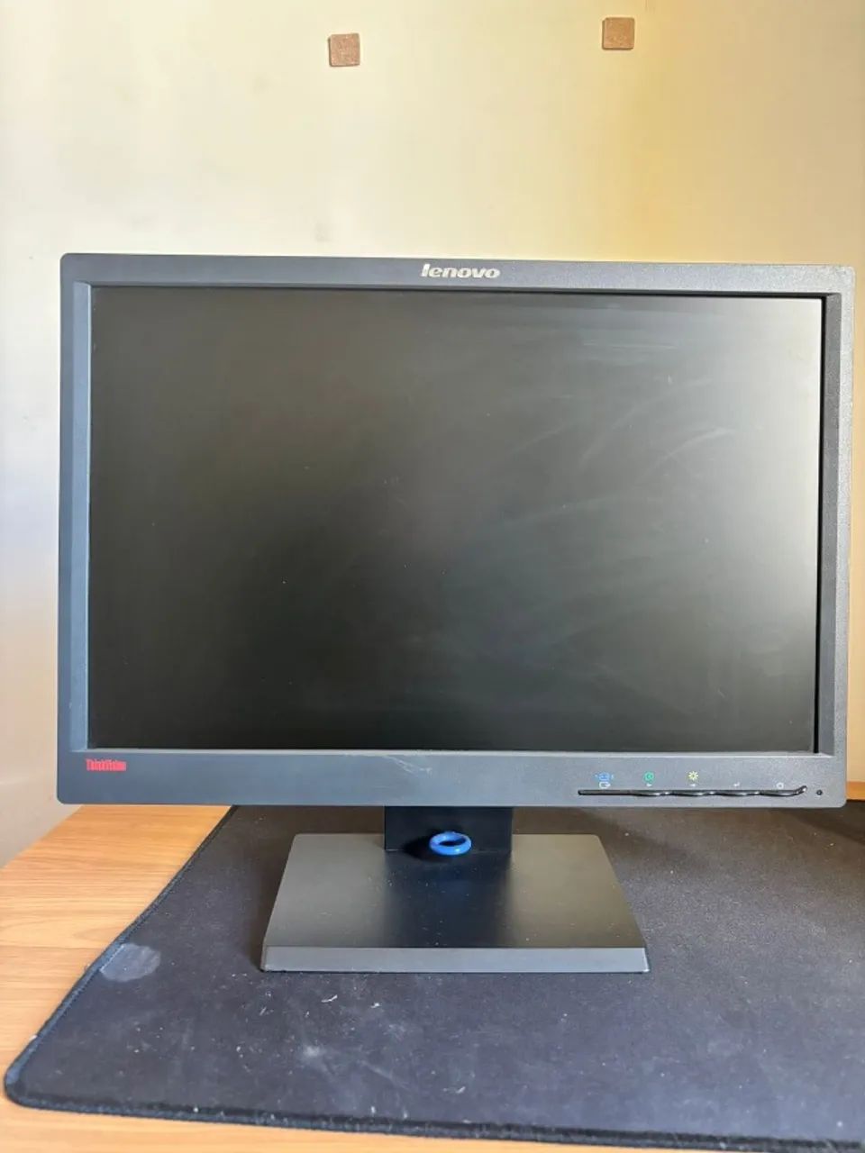 Monitor Lenovo Thinkvision