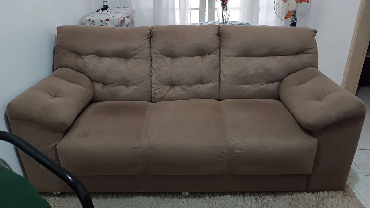Sofá 3 e 2 lugares com percinta  tecido Suede 