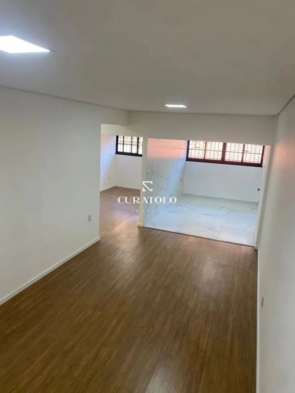 Viva em harmonia na Bela Vista: Apartamento aconchegante, pronto para morar, entre as esta