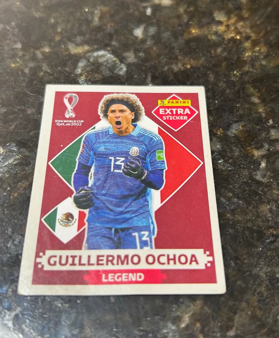 Figurinha legend Guillermo ochoa bordo - Foto 2