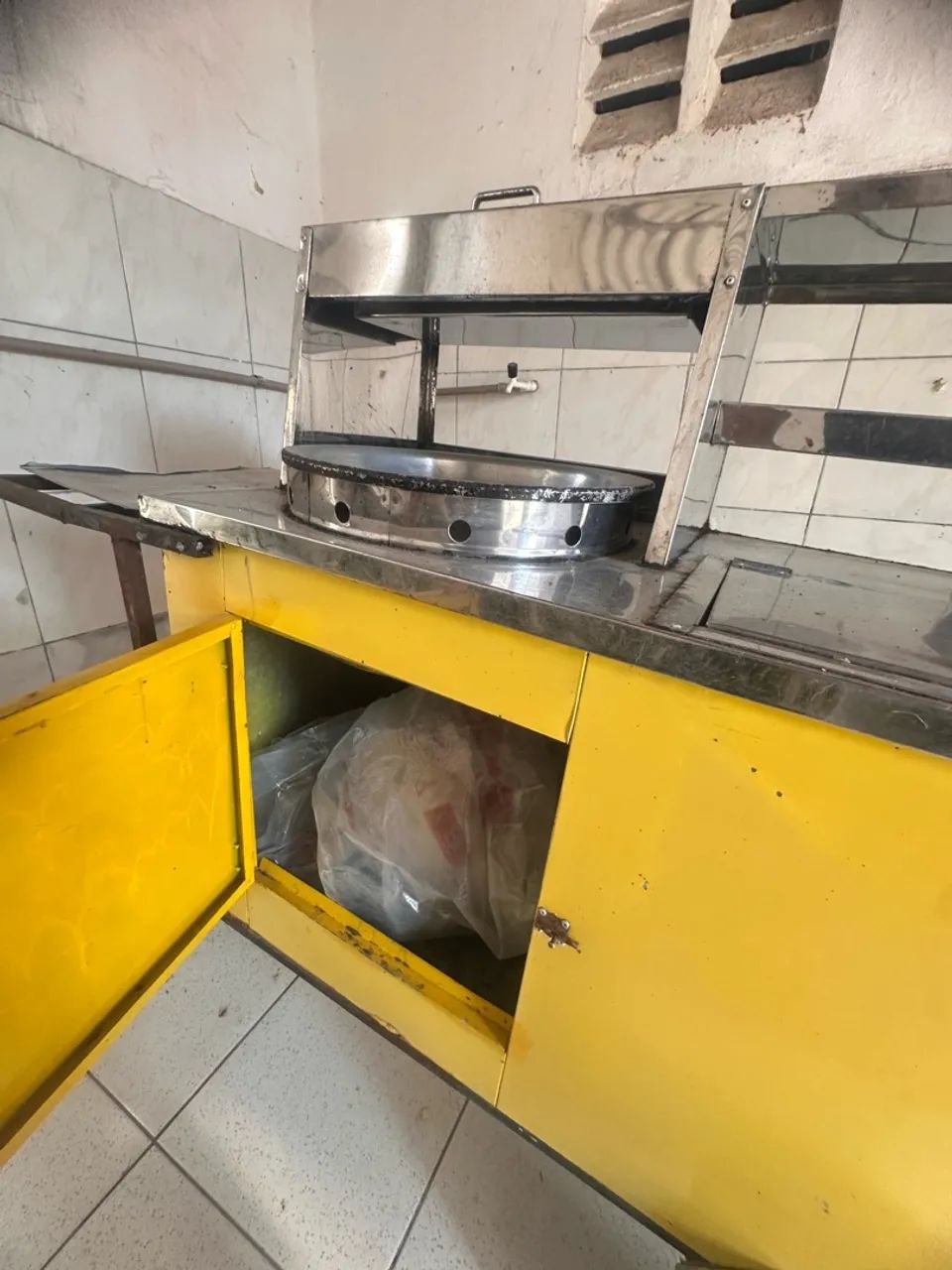 Carrinho de Lanche em Inox com Rodas - Foto 3