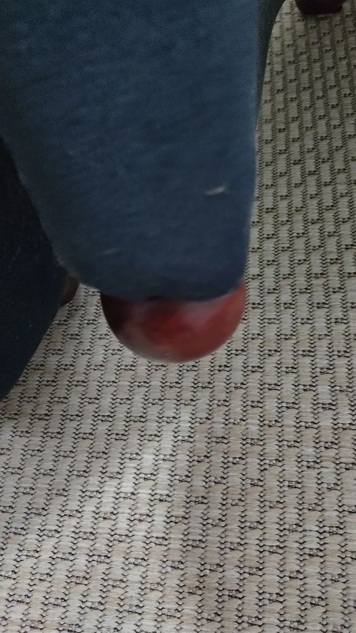 Poltronas com pés de madeira - Foto 4