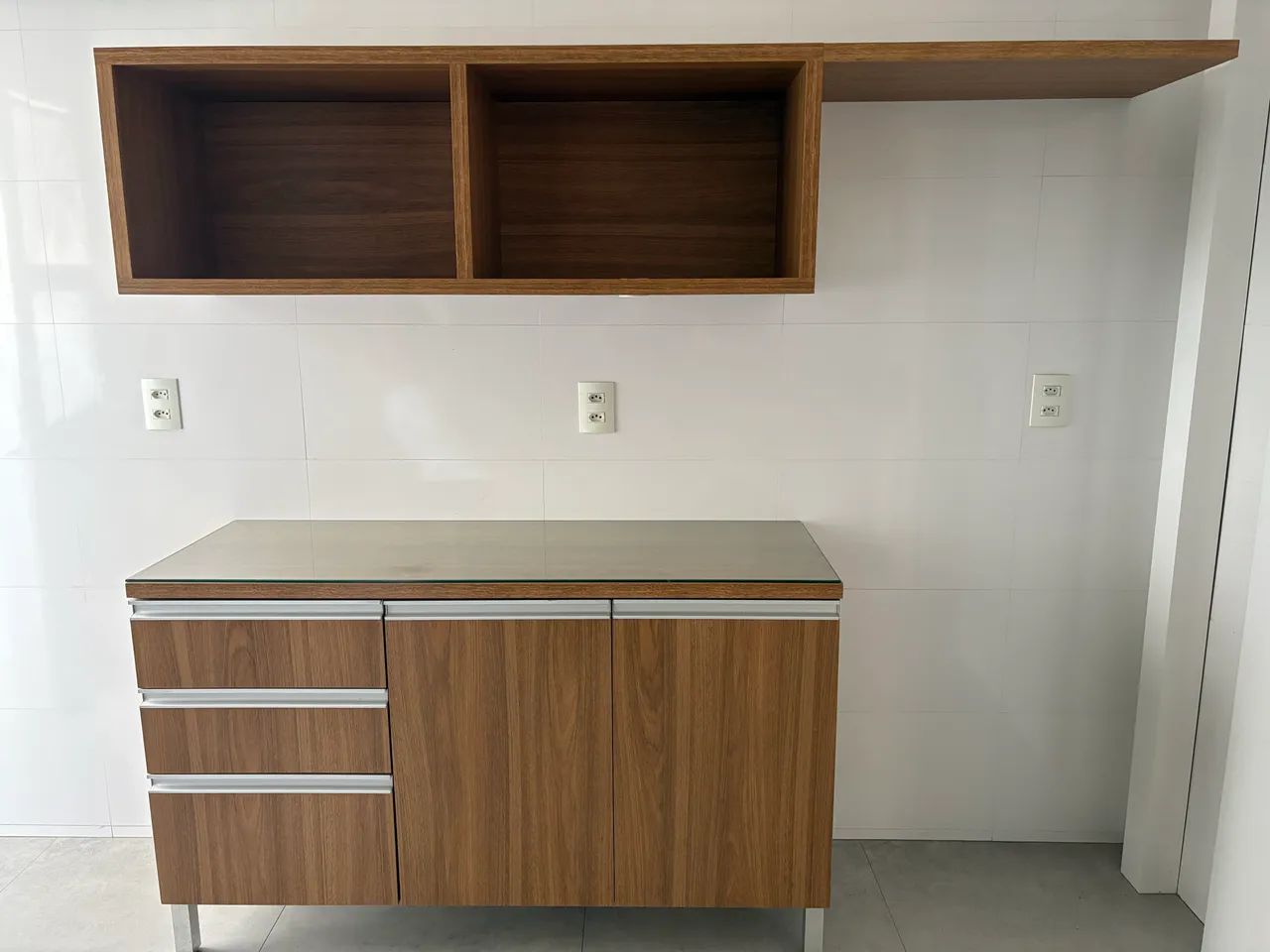 conjunto de móveis seminovos em mdf/compensado amadeirado - Foto 2
