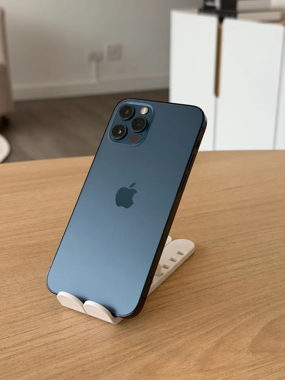 iPhone 12 Pro 128gb azul - sem detalhes - Celulares e Smartphones