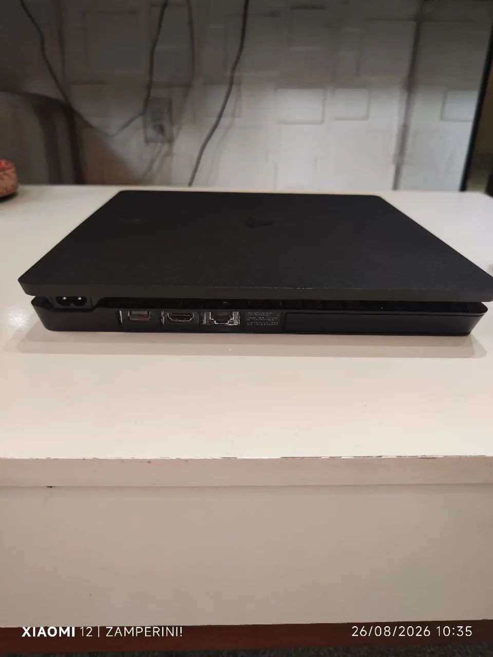 PS4 Slim 500GB + 2 Controles - Foto 4