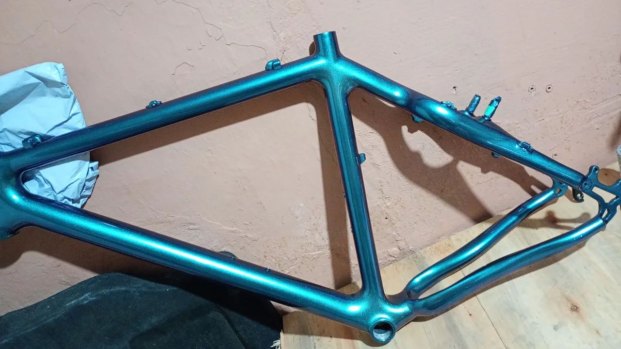 Quadro bike aro 26 em carbono tamanho 18