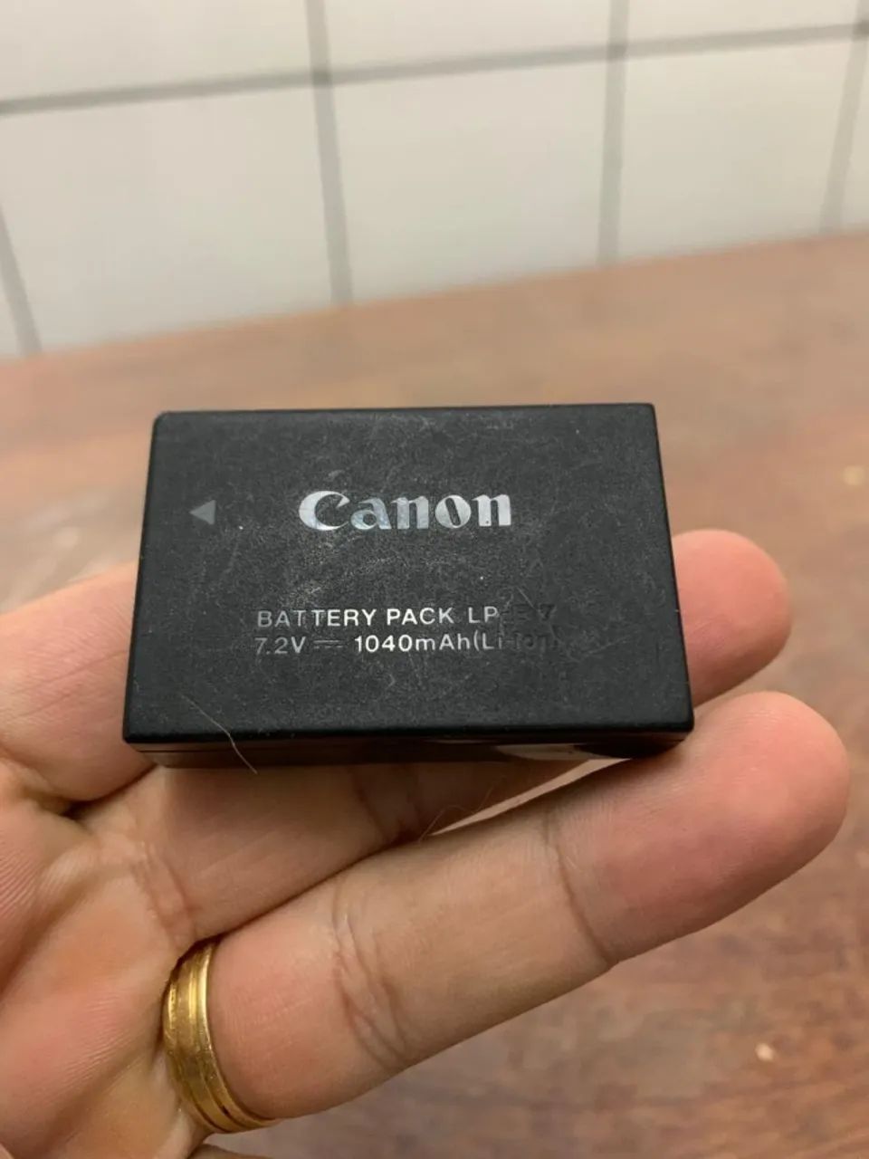 Bateria Canon LP-E17 Original - Excelente Estado - Foto 2