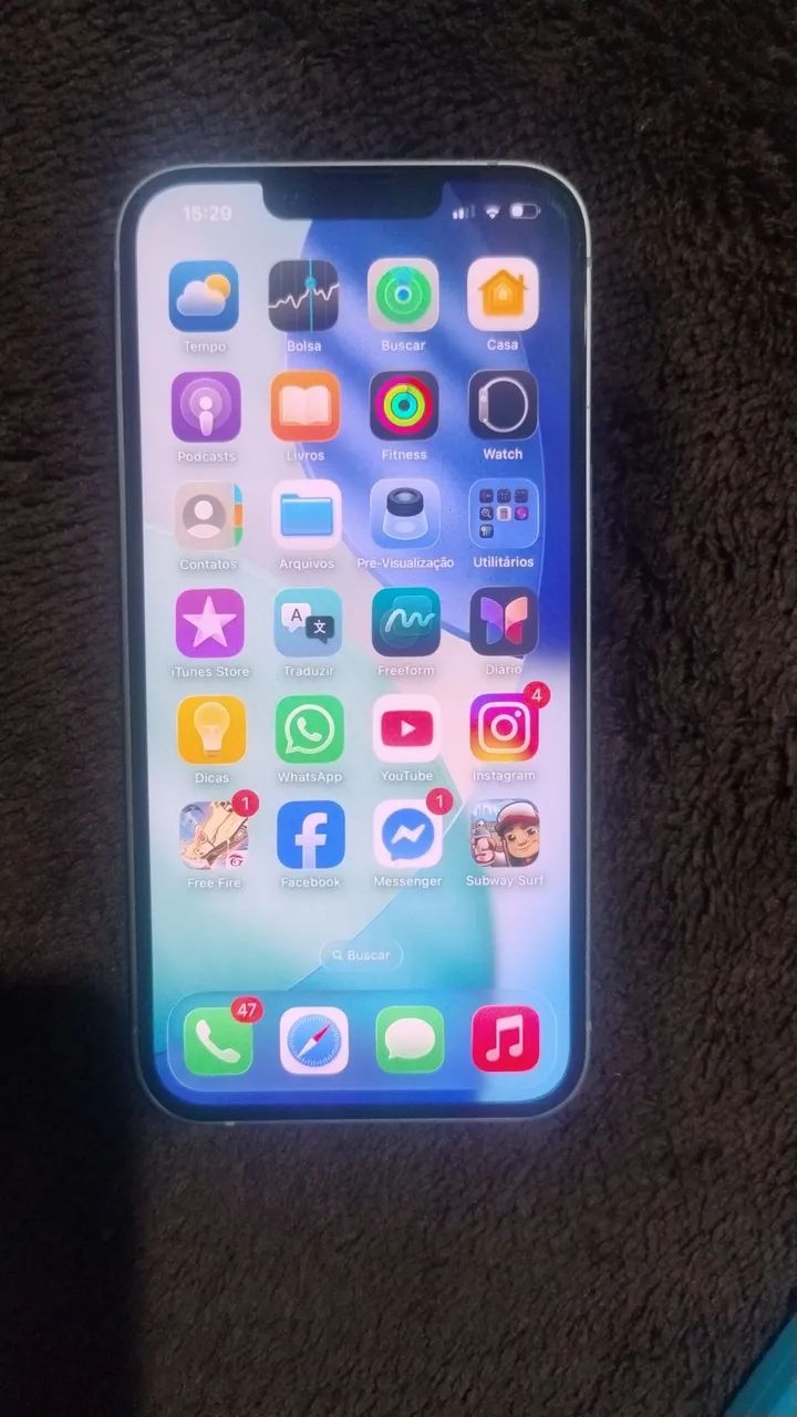 Vendo ou troco iPhone13 - Foto 3