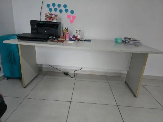 MESA PARA ESCRITORIO 1,80m - USADA EM OTIMO ESTADO - Foto 3