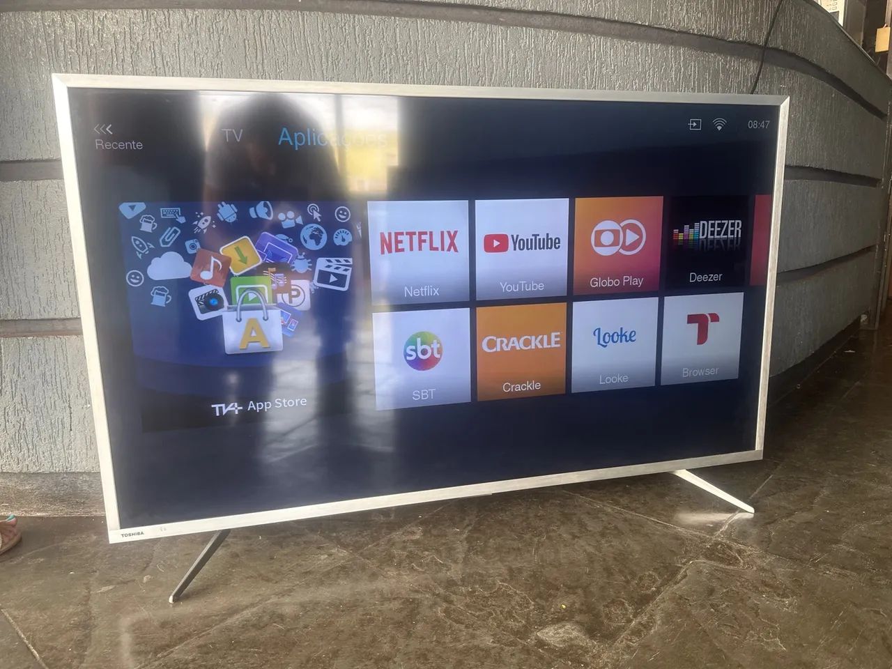 Smart tv 49 semp TCL nova