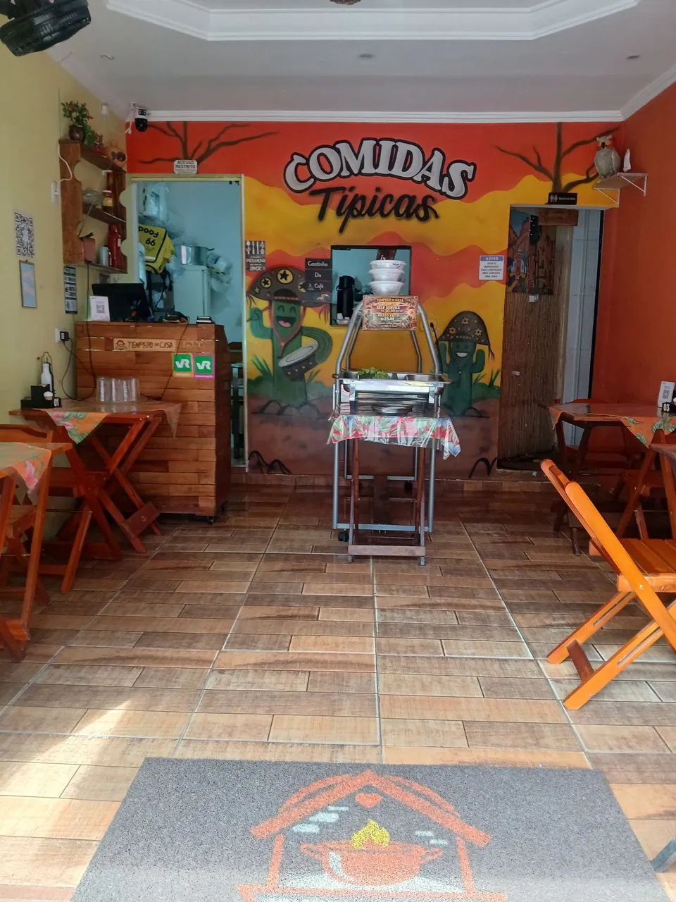 Vende_se esse restaurante bem localizado e bom rendimento 