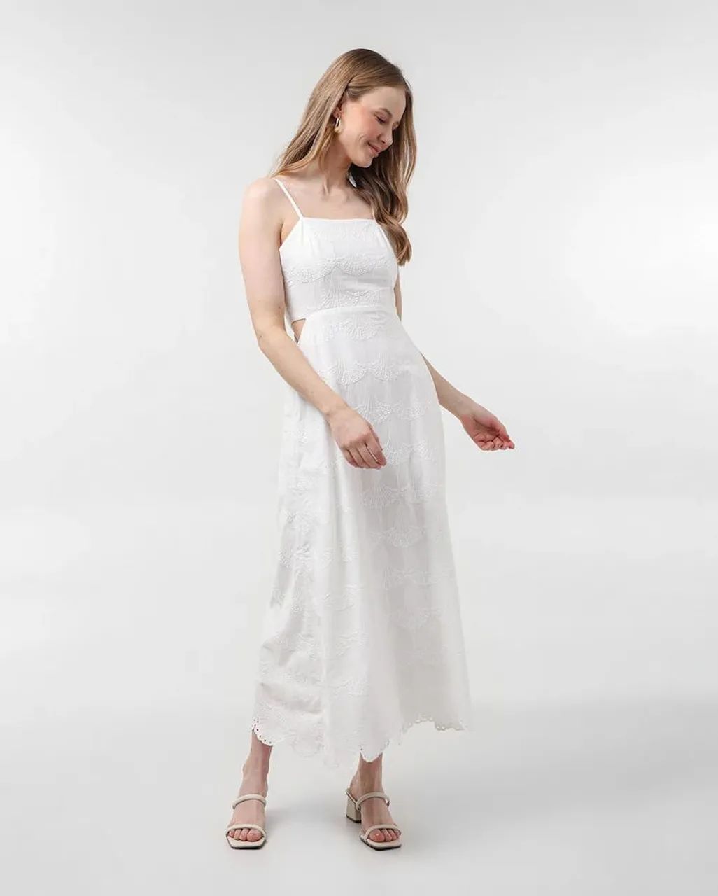 Vestido MIDI com recorte lateral