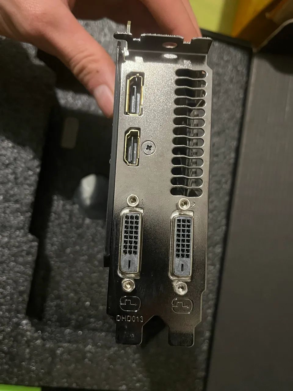 Placa de vídeo GTX 1060 6Gb Gigabyte  - Foto 4