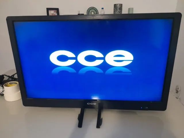 TV CCE LED 32" - modelo LT32G - funcionando perfeitamente