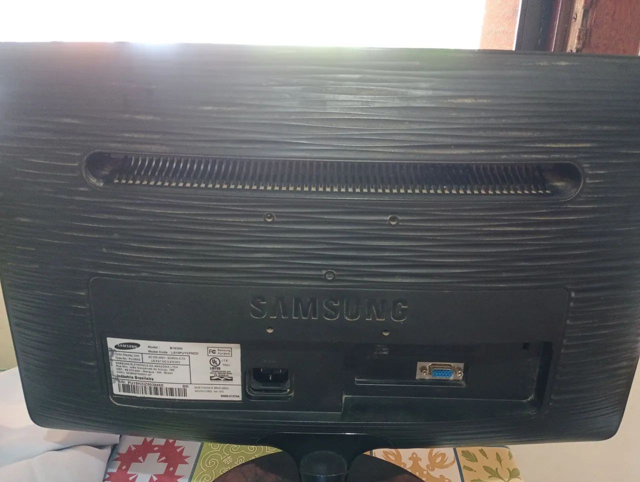Monitor Samsung B1930N 18.5 - Foto 4