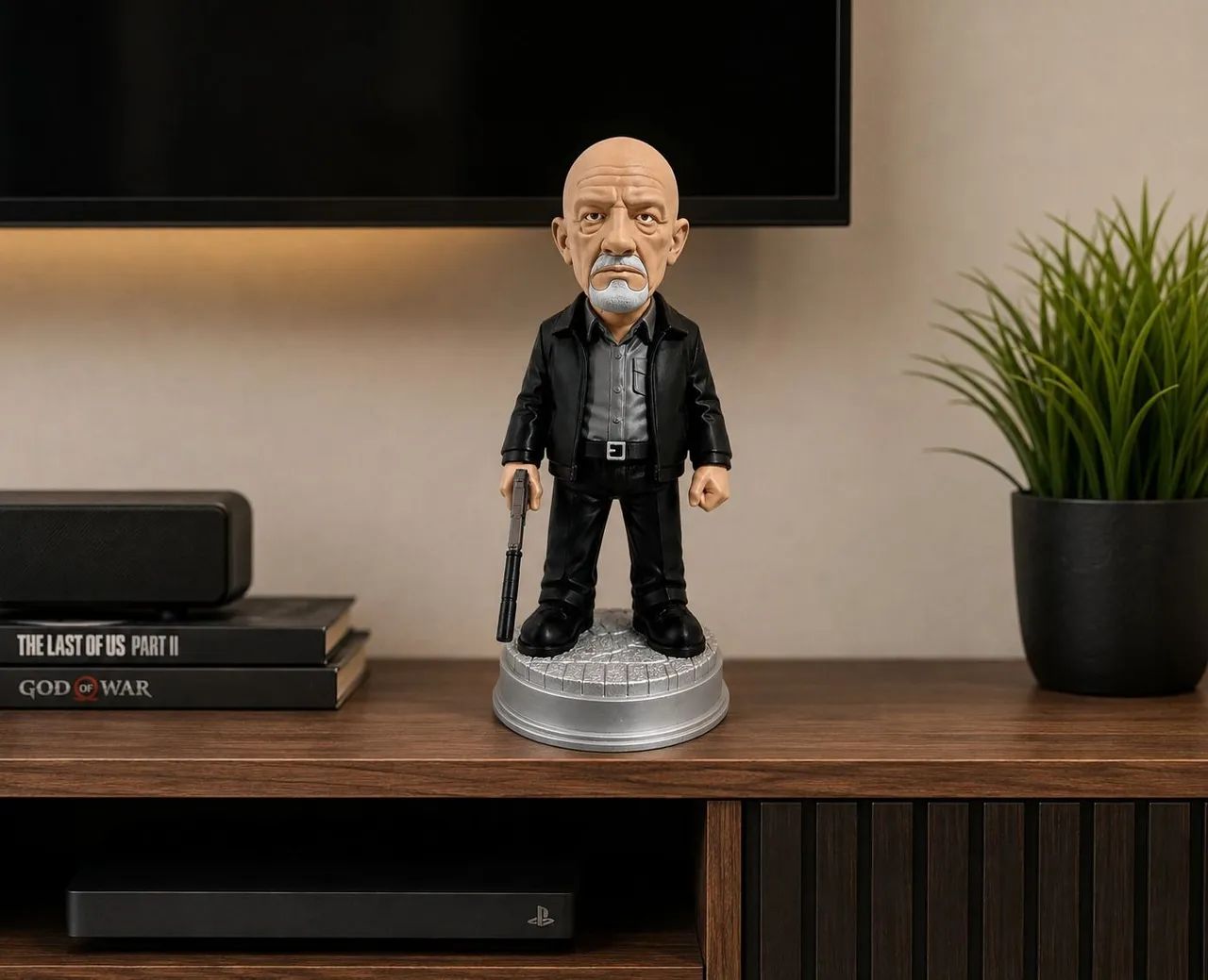 Mike Ehrmantraut Breaking Bad Boneco Colecionável 3d 35 Cm - Foto 3