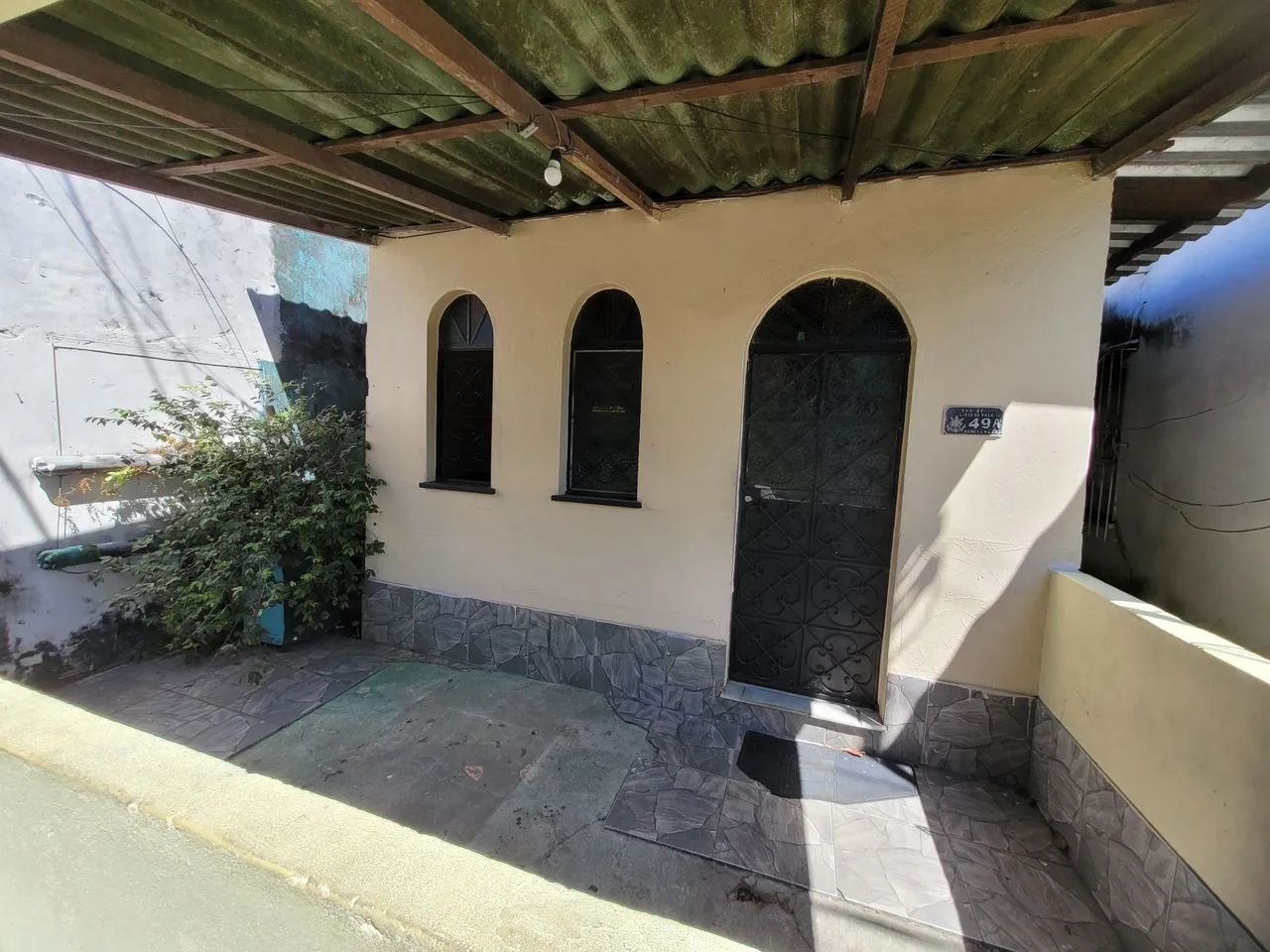 Casa pequena para alugar