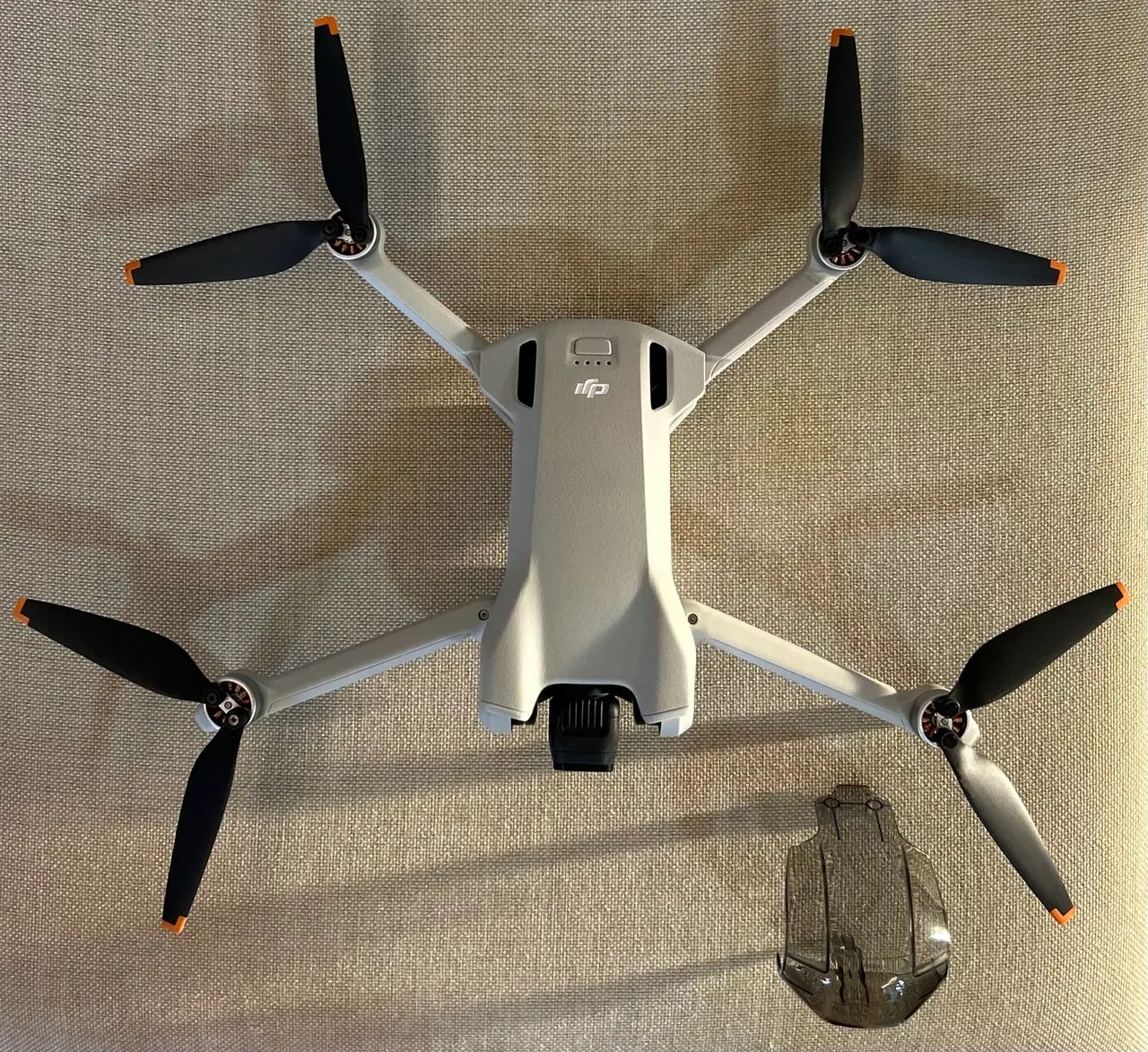 DJI Mini 3 Fly More Combo + DJI RC | Excelente Estado - Foto 2
