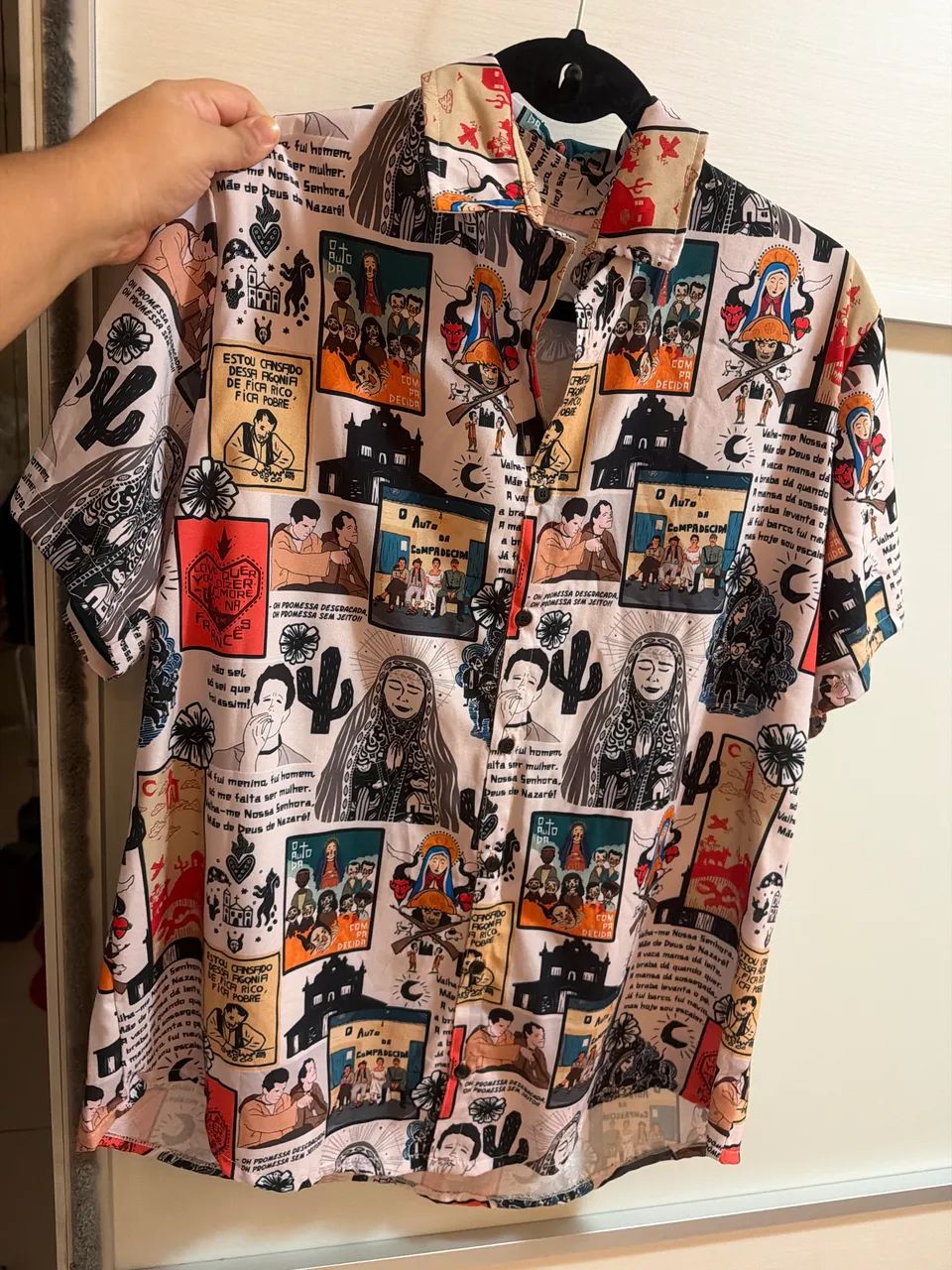 Blusa estampa auto da compadecida 