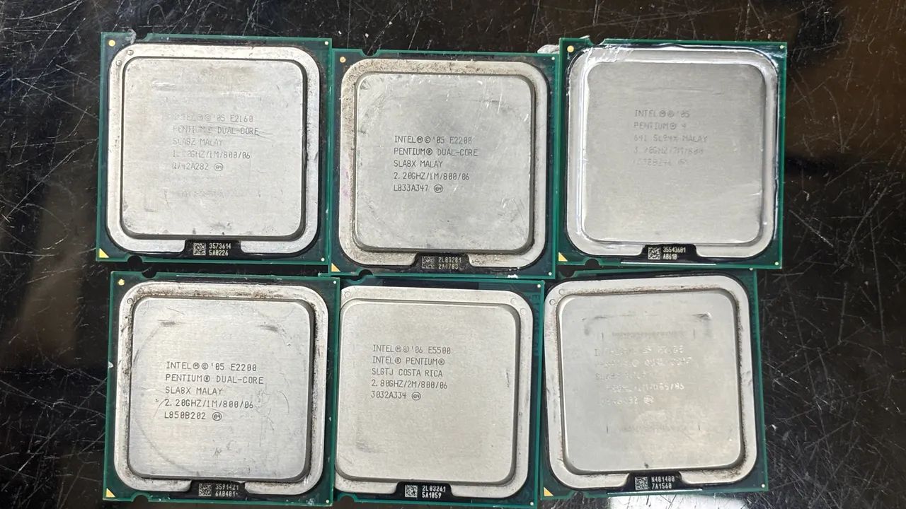 Lote com 21 Processadores Intel LGA775 (Core 2 Quad, Core 2 Duo e Pentium) - Foto 3