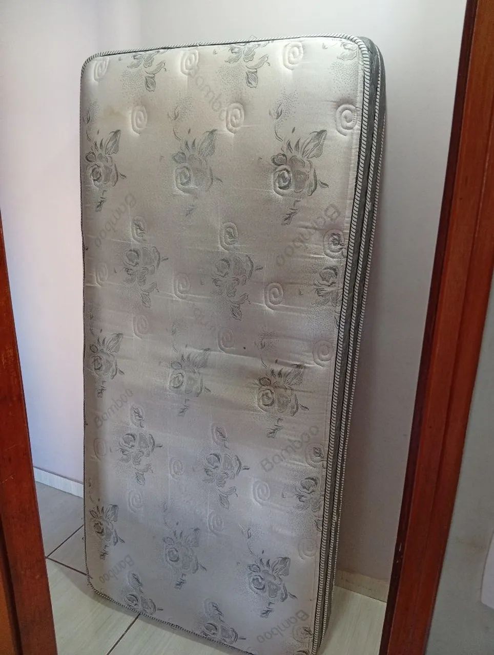 Colchão solteiro bamboo com mola e espuma d28