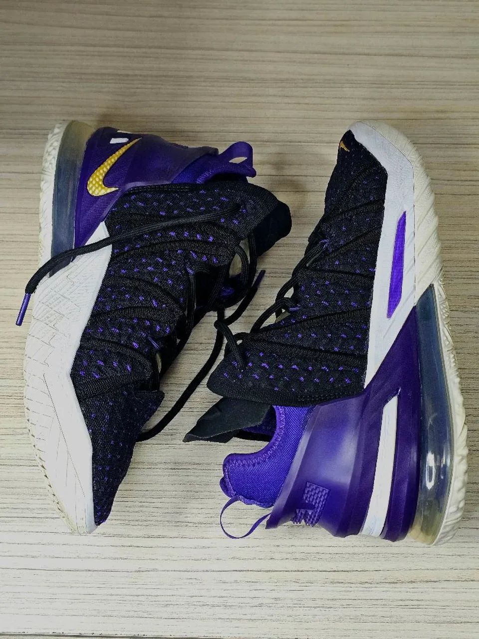 Nike LeBron James 18 Lakers - Foto 3