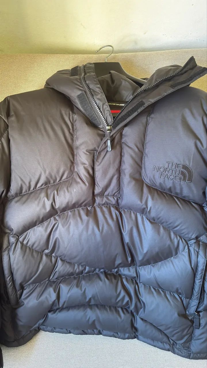 JAQUETA PUFFER THE NORTH FACE X SUPREME - Foto 3