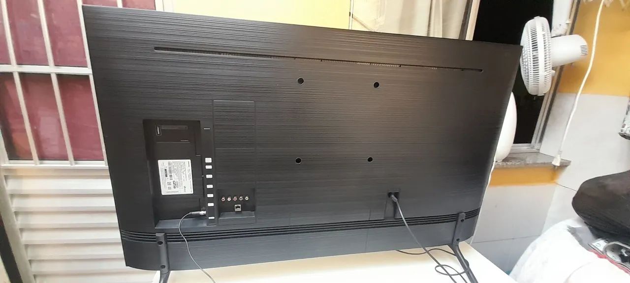 Vendo tv Samsung 49 polegadas smart funcionando perfeitamente sem detalhes  - Foto 4