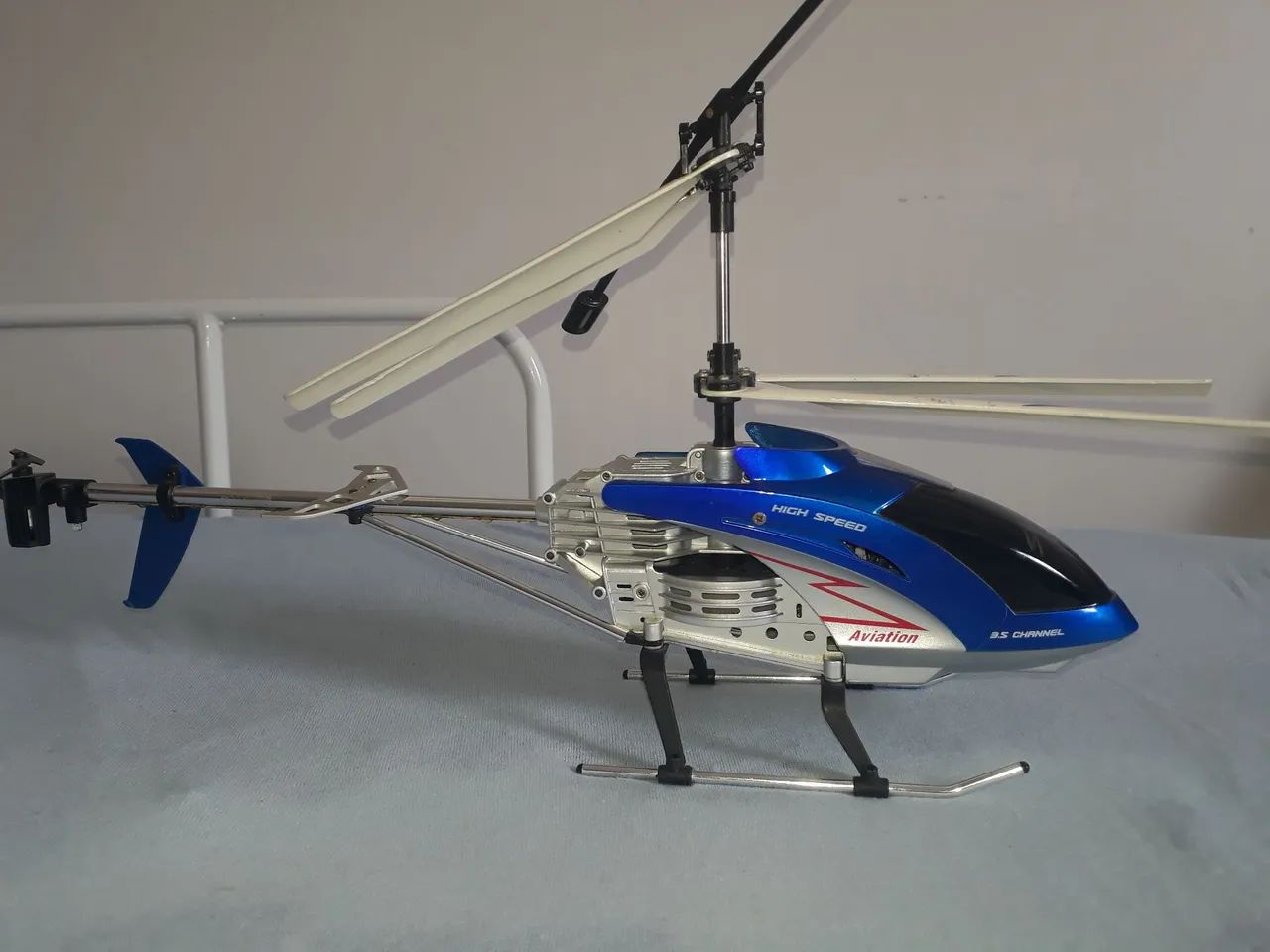 Helicóptero RC   - Foto 3