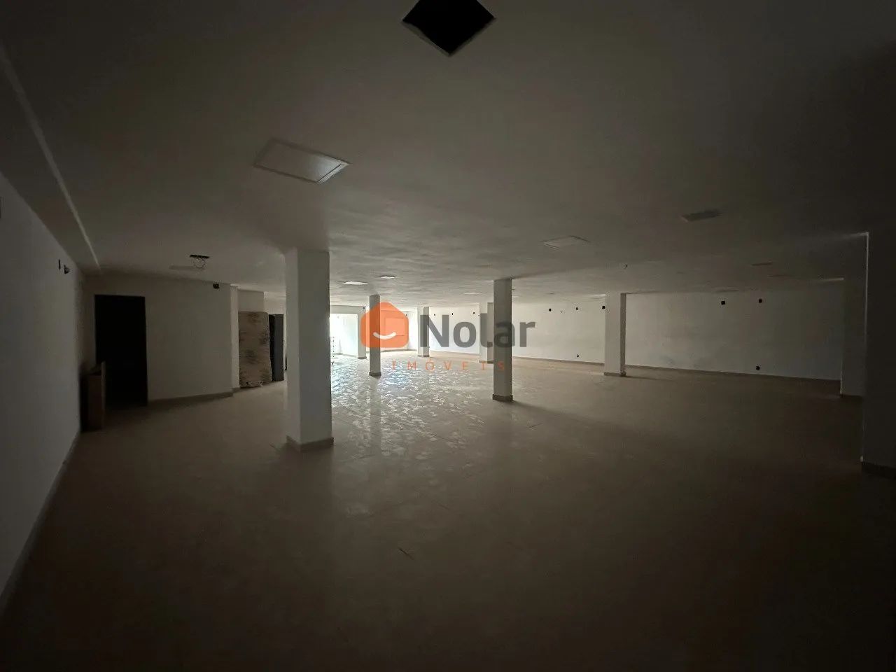 Salas / Conjuntos em Dona Clara com 320 m² em Belo Horizonte MG