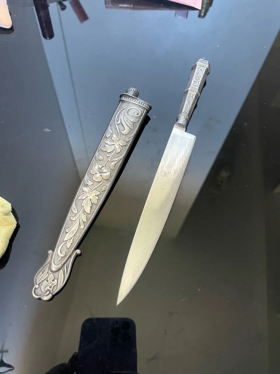 Punhal de prata 
